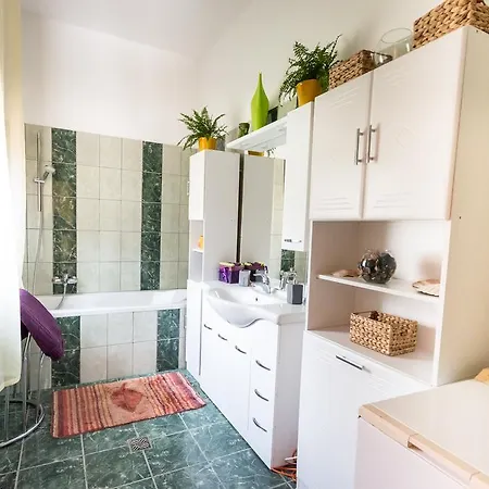 Vadmacska Vadasz Es Vendeghaz Guest house *